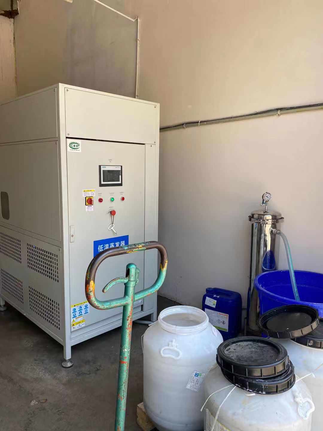 昌邑市FY-I-废液减量蒸发设备裱纸胶废水、糊盒胶废水案例